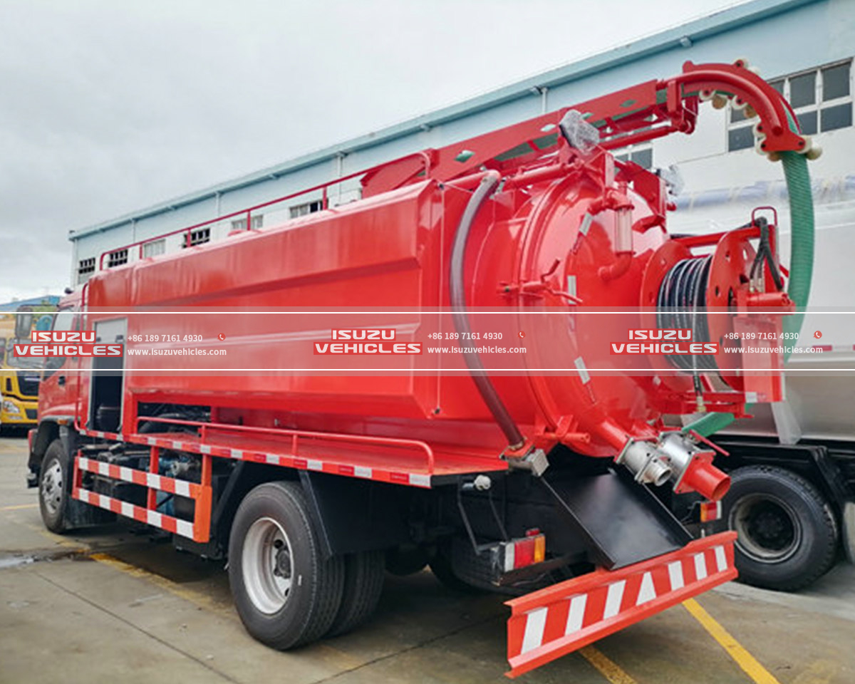 A Closer Look at ISUZU Sewer Jetting Trucks: Power and Precision ...